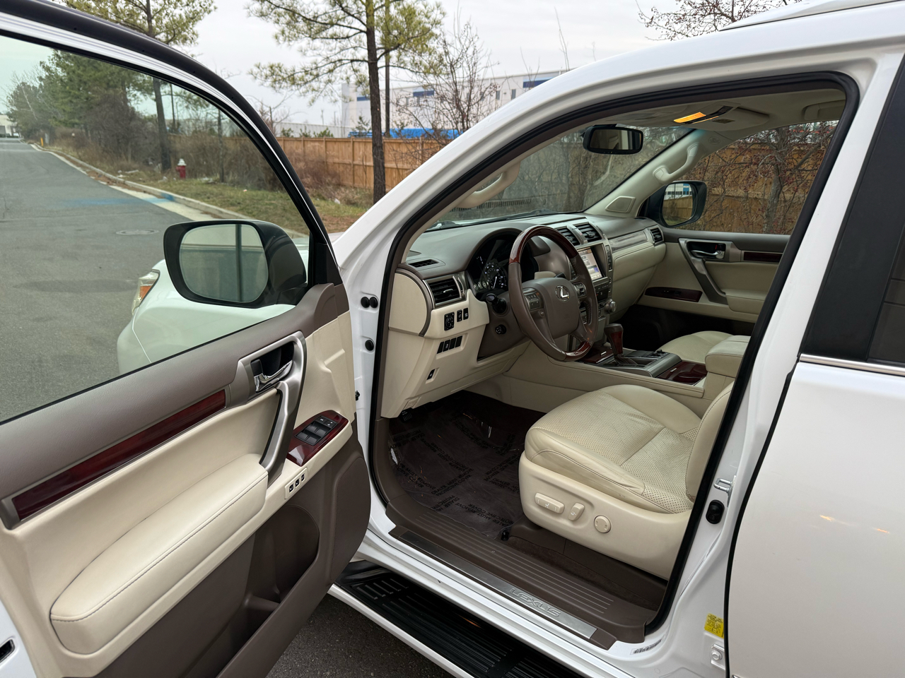 Lexus GX 460 4WD 4dr 2012