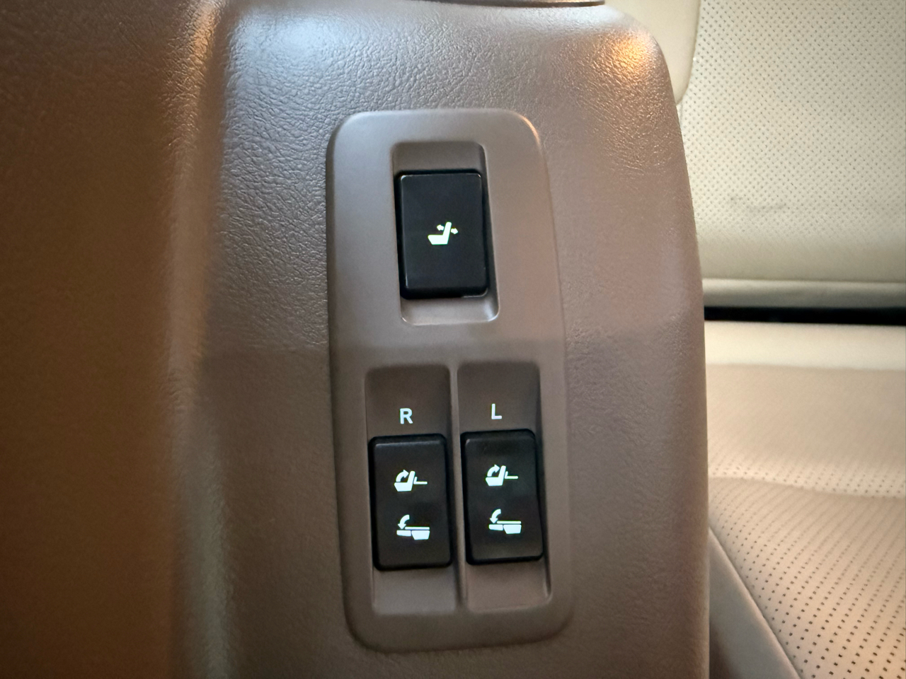 Lexus GX 460 4WD 4dr 2012