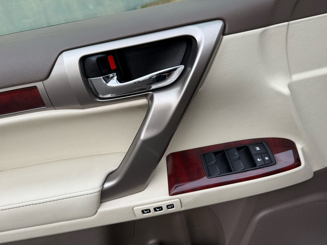 Lexus GX 460 4WD 4dr 2012