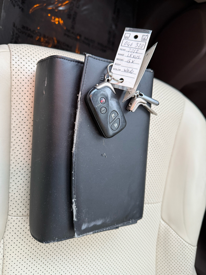 Lexus GX 460 4WD 4dr 2012