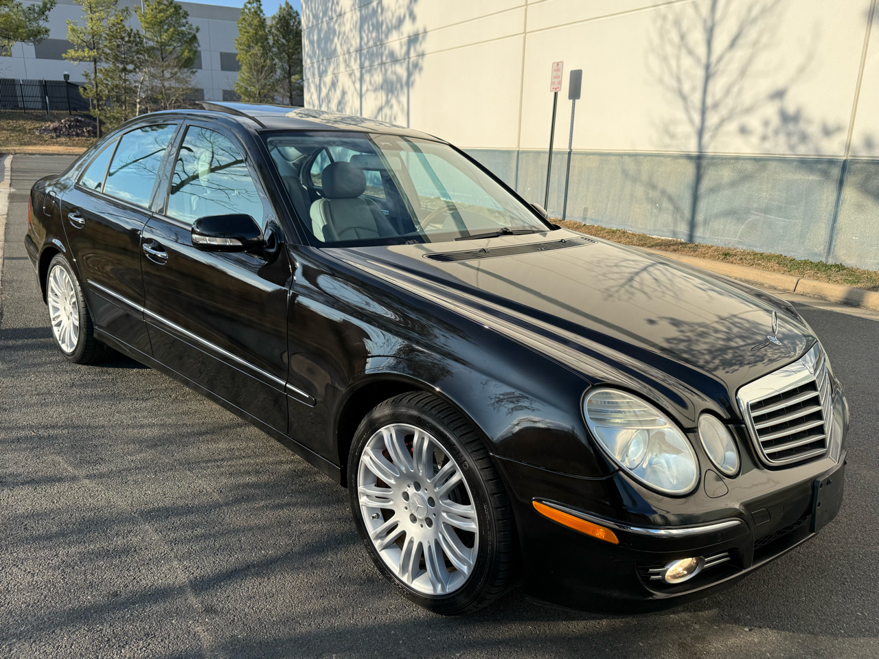 Mercedes-Benz E-Class 4dr Sdn Sport 3.5L 4MATIC 2008