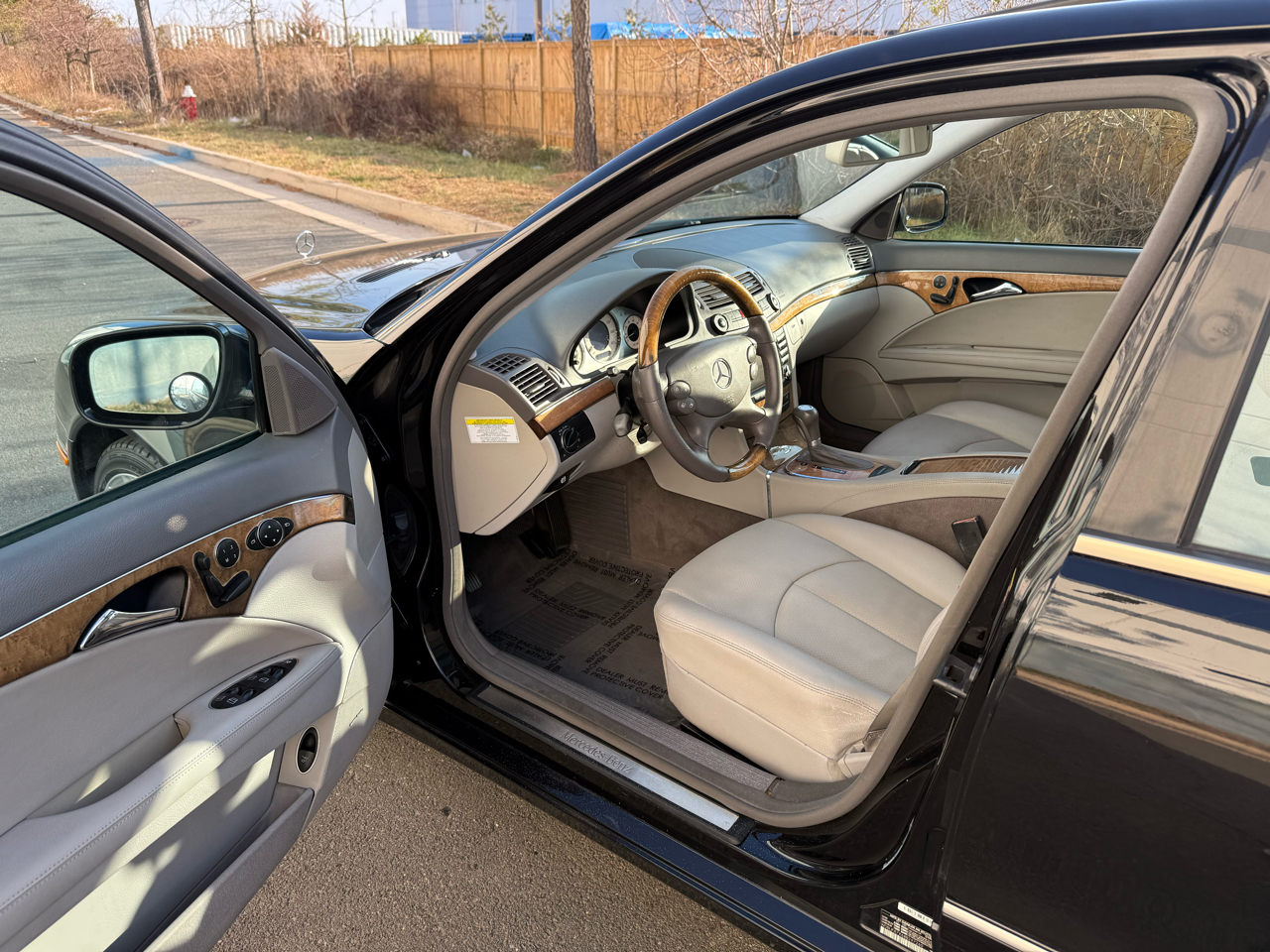 Mercedes-Benz E-Class 4dr Sdn Sport 3.5L 4MATIC 2008