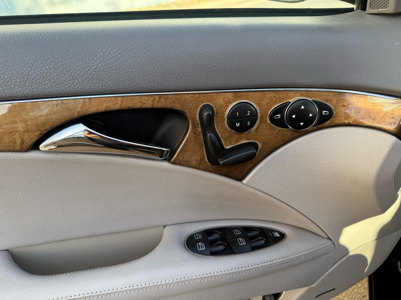 Mercedes-Benz E-Class 4dr Sdn Sport 3.5L 4MATIC 2008