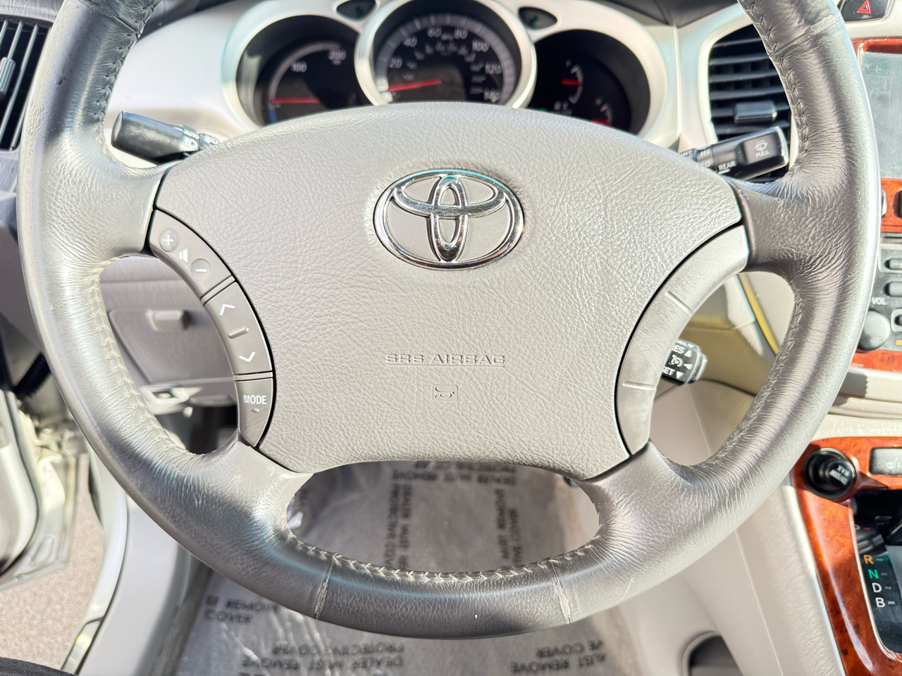 Toyota Highlander Hybrid 4dr 4WD (Natl) 2006