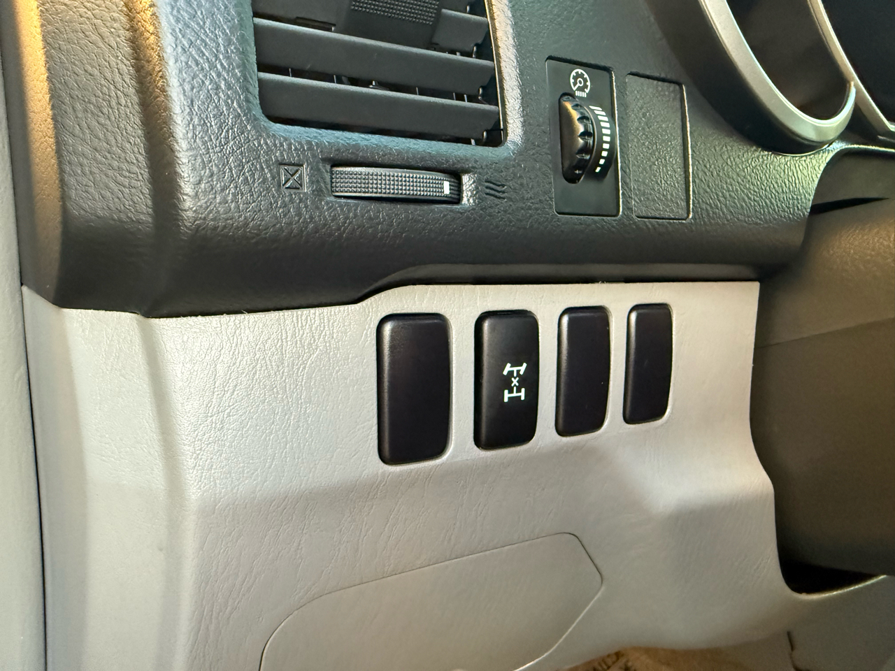 Toyota 4Runner 4dr SR5 V6 Auto 4WD (Natl) 2006