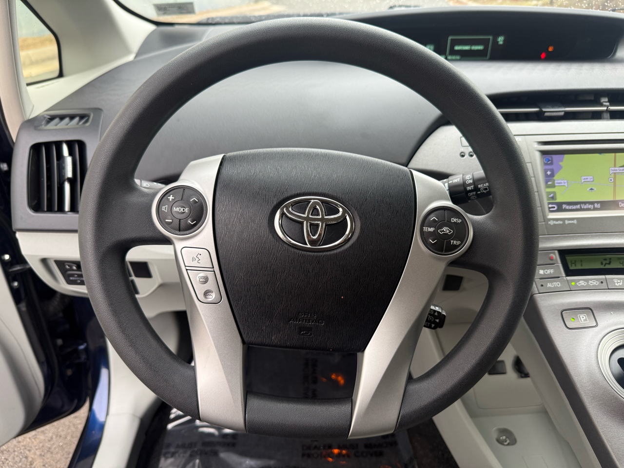 Toyota Prius 5dr HB Persona Series Special Edition (Natl) 2015