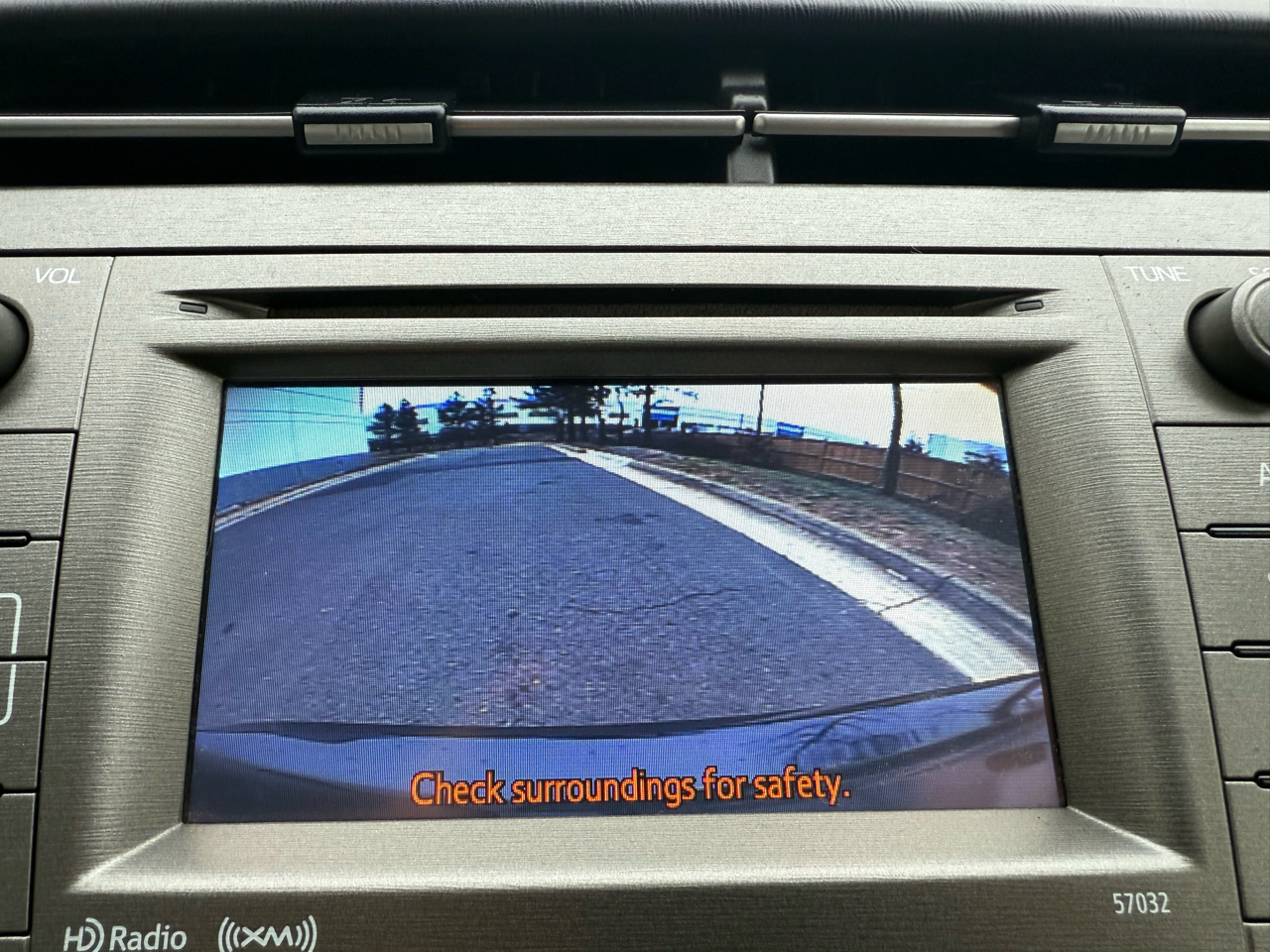 Toyota Prius 5dr HB Persona Series Special Edition (Natl) 2015