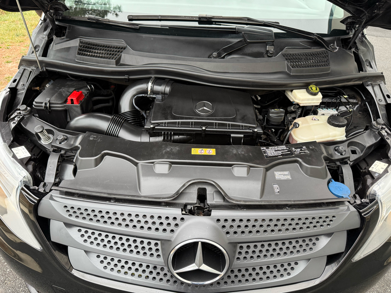 Mercedes-Benz Metris Passenger Van RWD 126" 2016