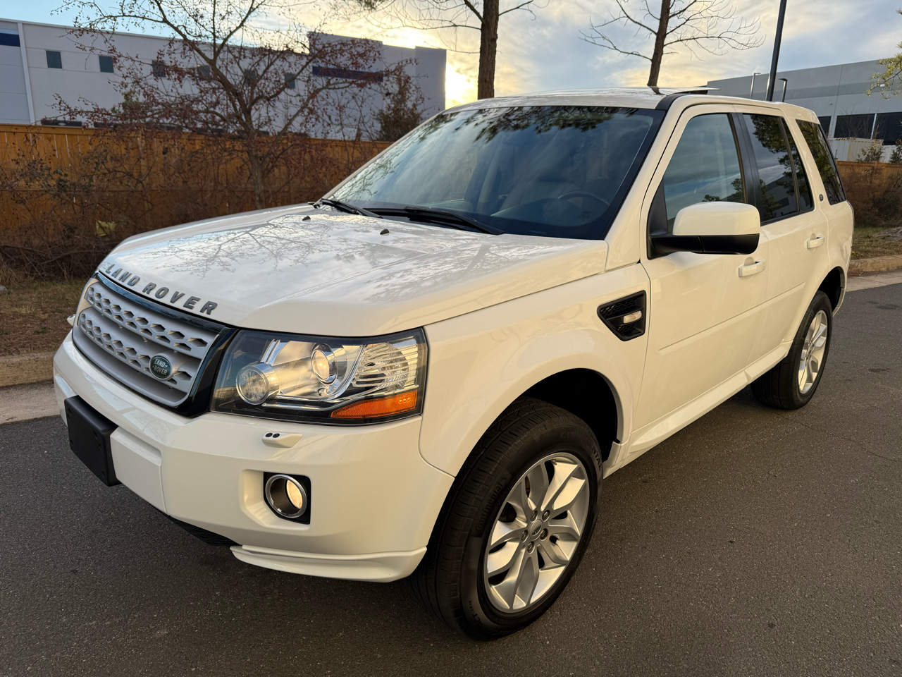 Land Rover LR2 AWD 4dr 2013
