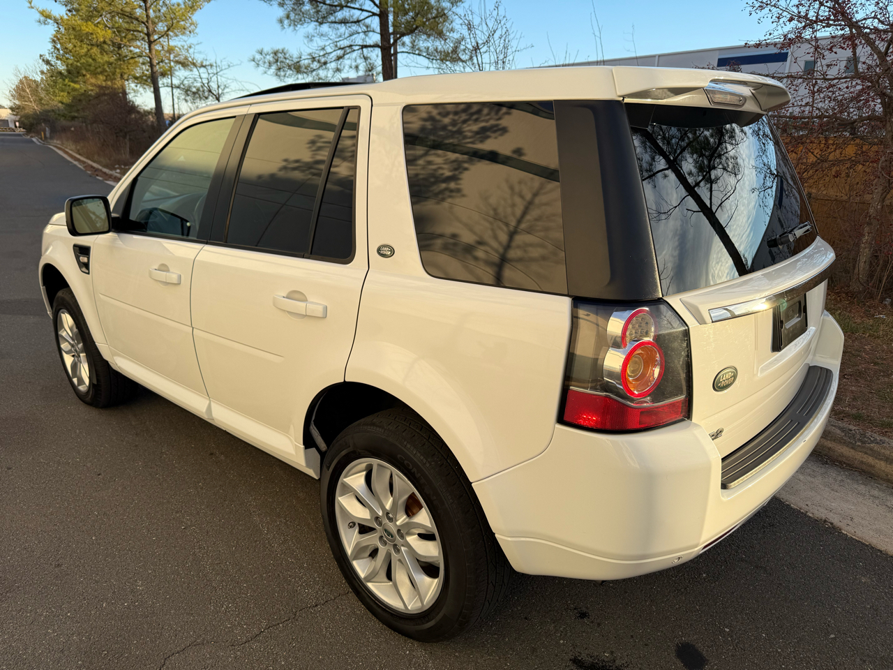 Land Rover LR2 AWD 4dr 2013