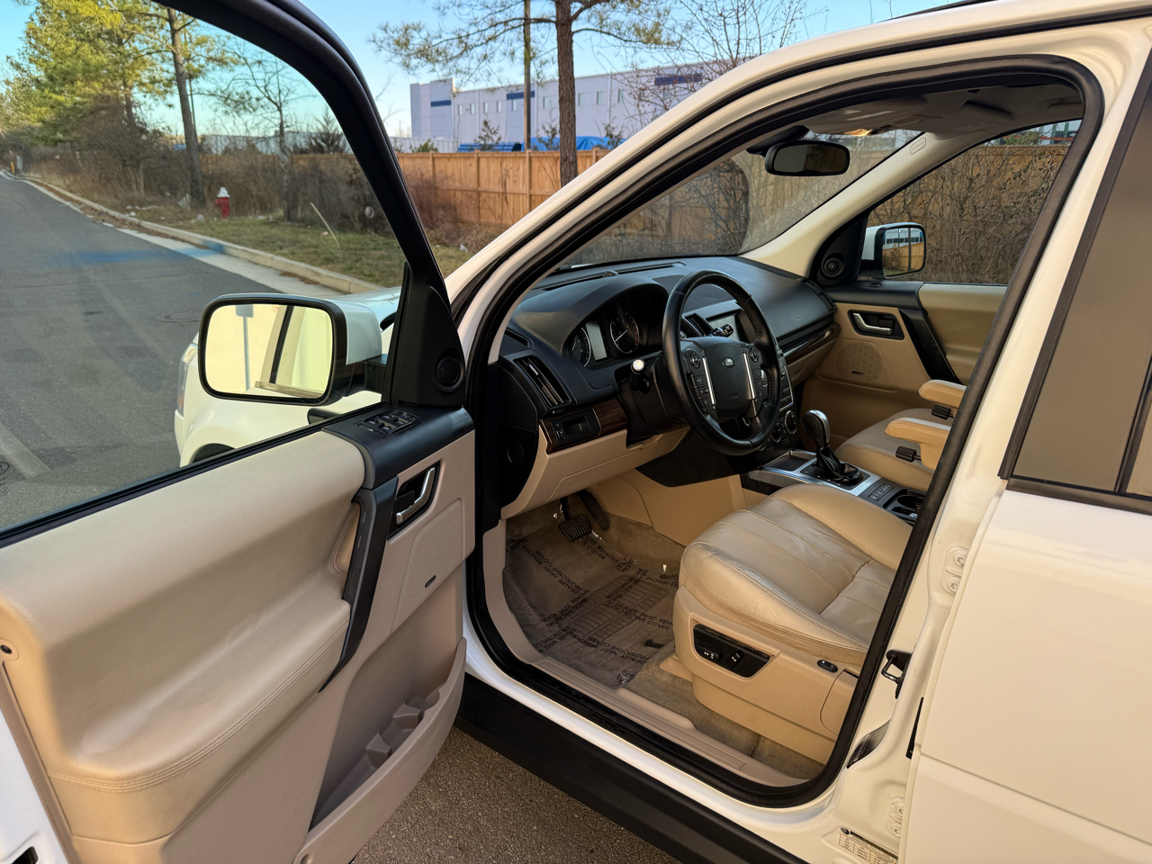 Land Rover LR2 AWD 4dr 2013