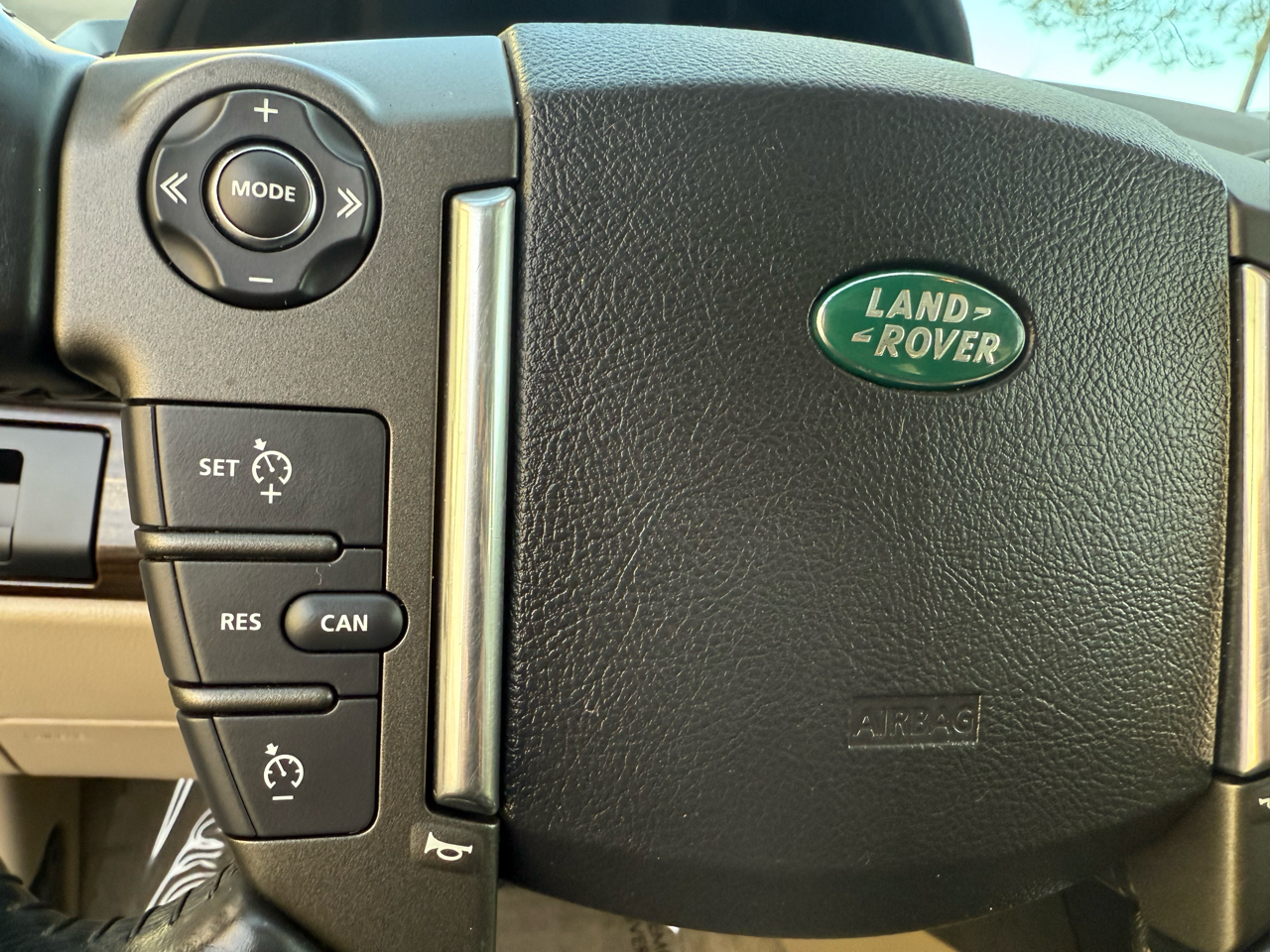 Land Rover LR2 AWD 4dr 2013
