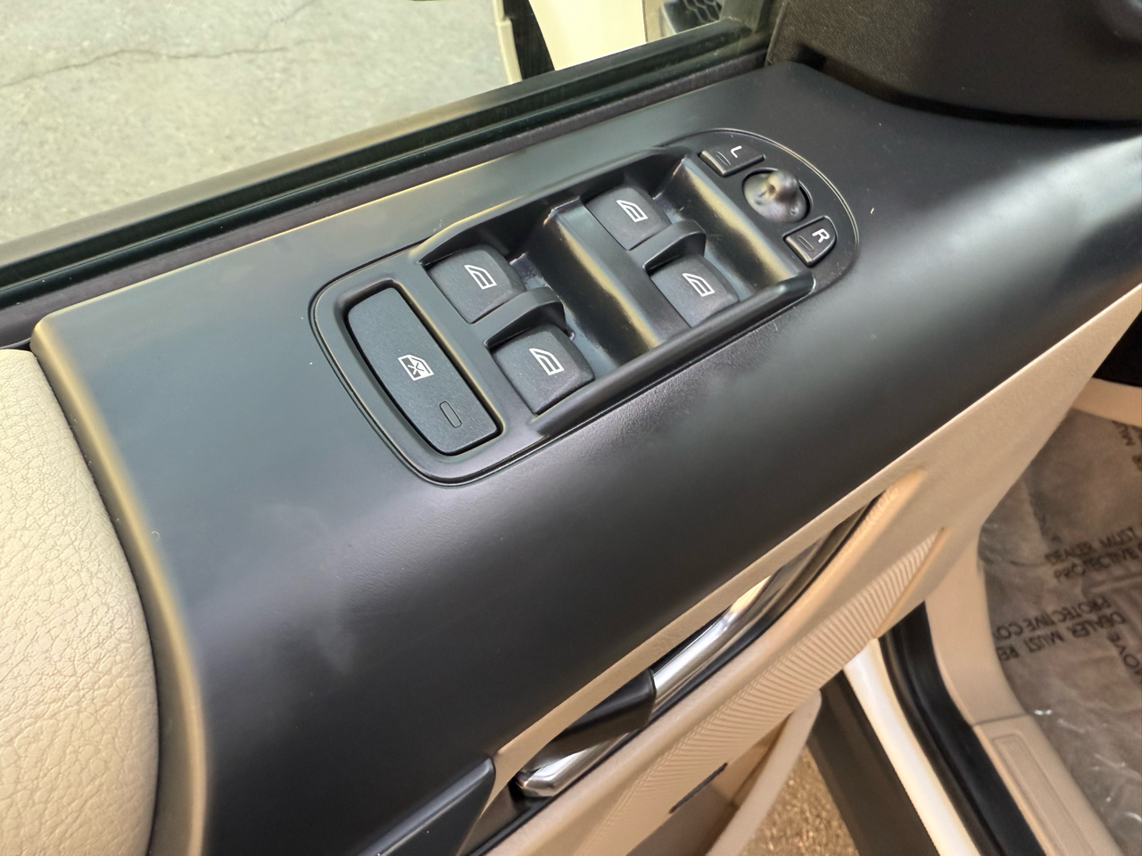 Land Rover LR2 AWD 4dr 2013