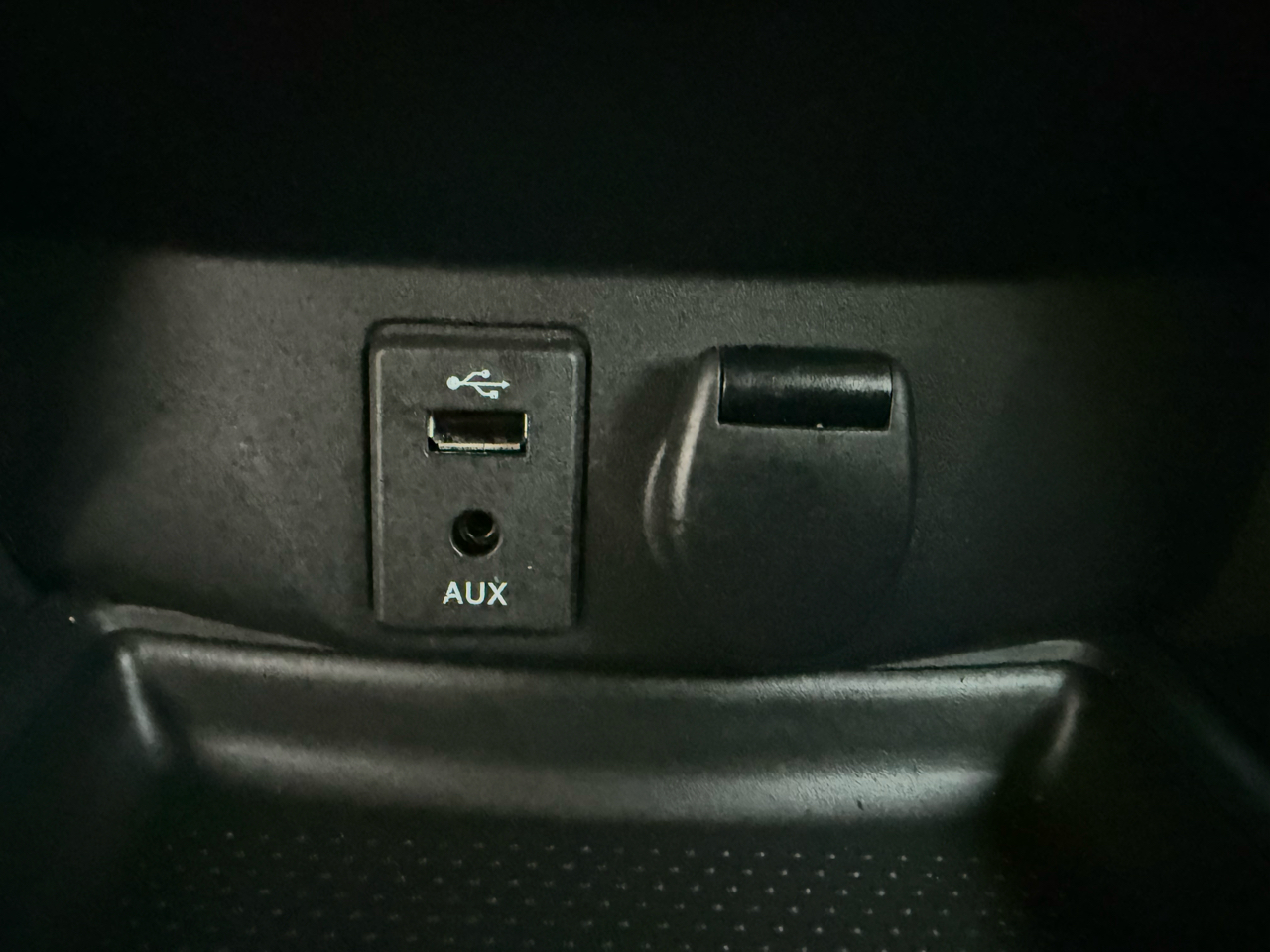 Nissan Rogue FWD 4dr SV 2016