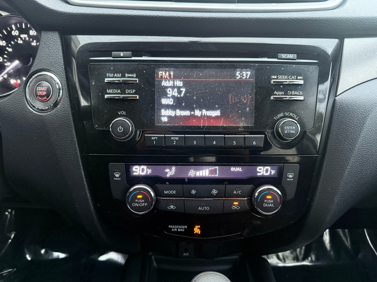 Nissan Rogue FWD 4dr SV 2016