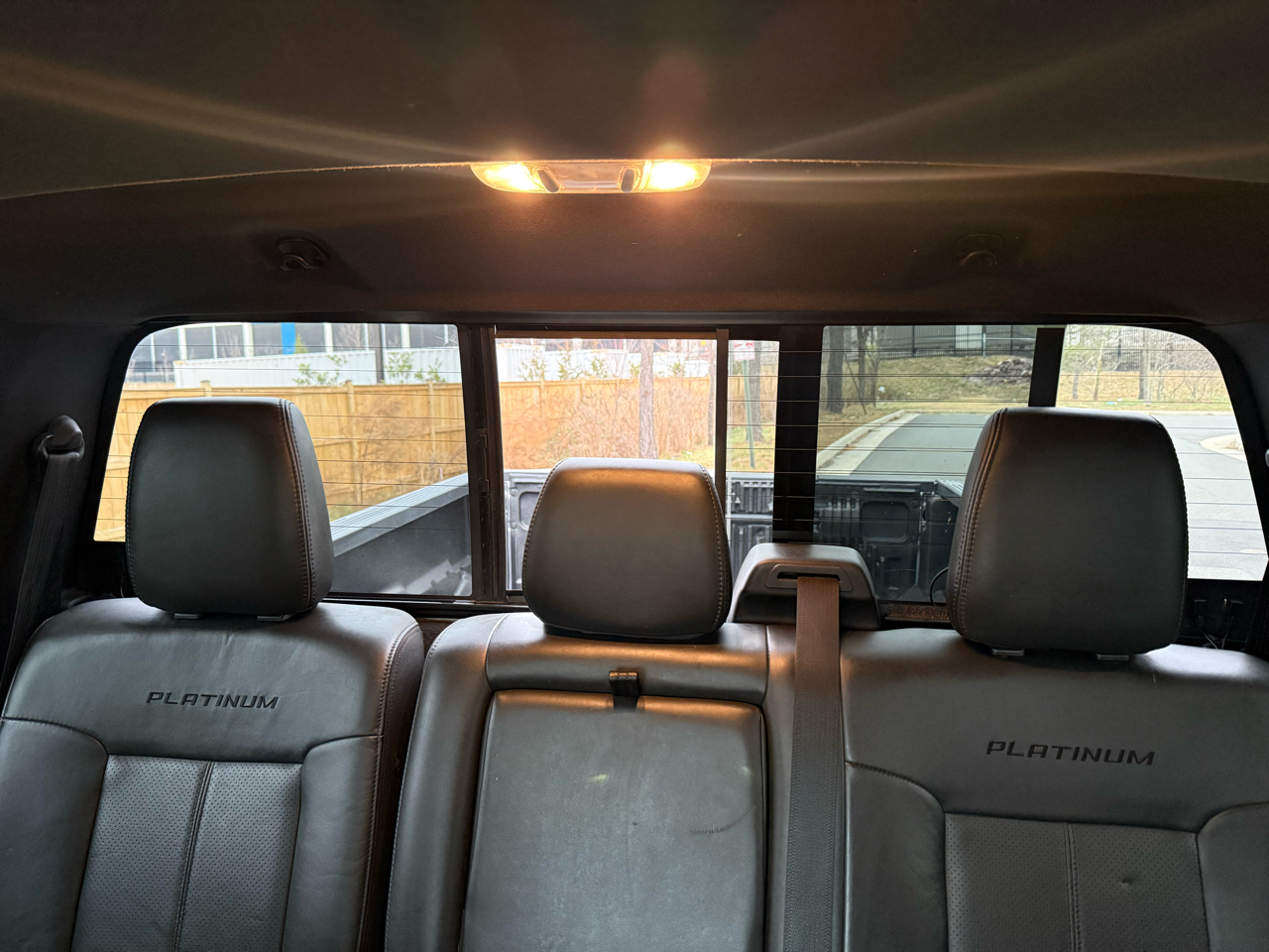 Ford Super Duty F-250 SRW 4WD Crew Cab 172" Platinum 2015