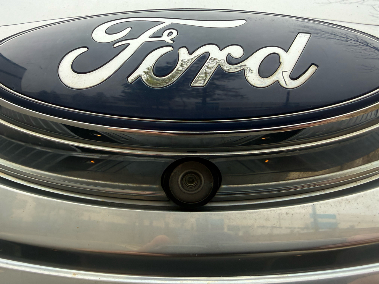 Ford Super Duty F-250 SRW 4WD Crew Cab 172" Platinum 2015