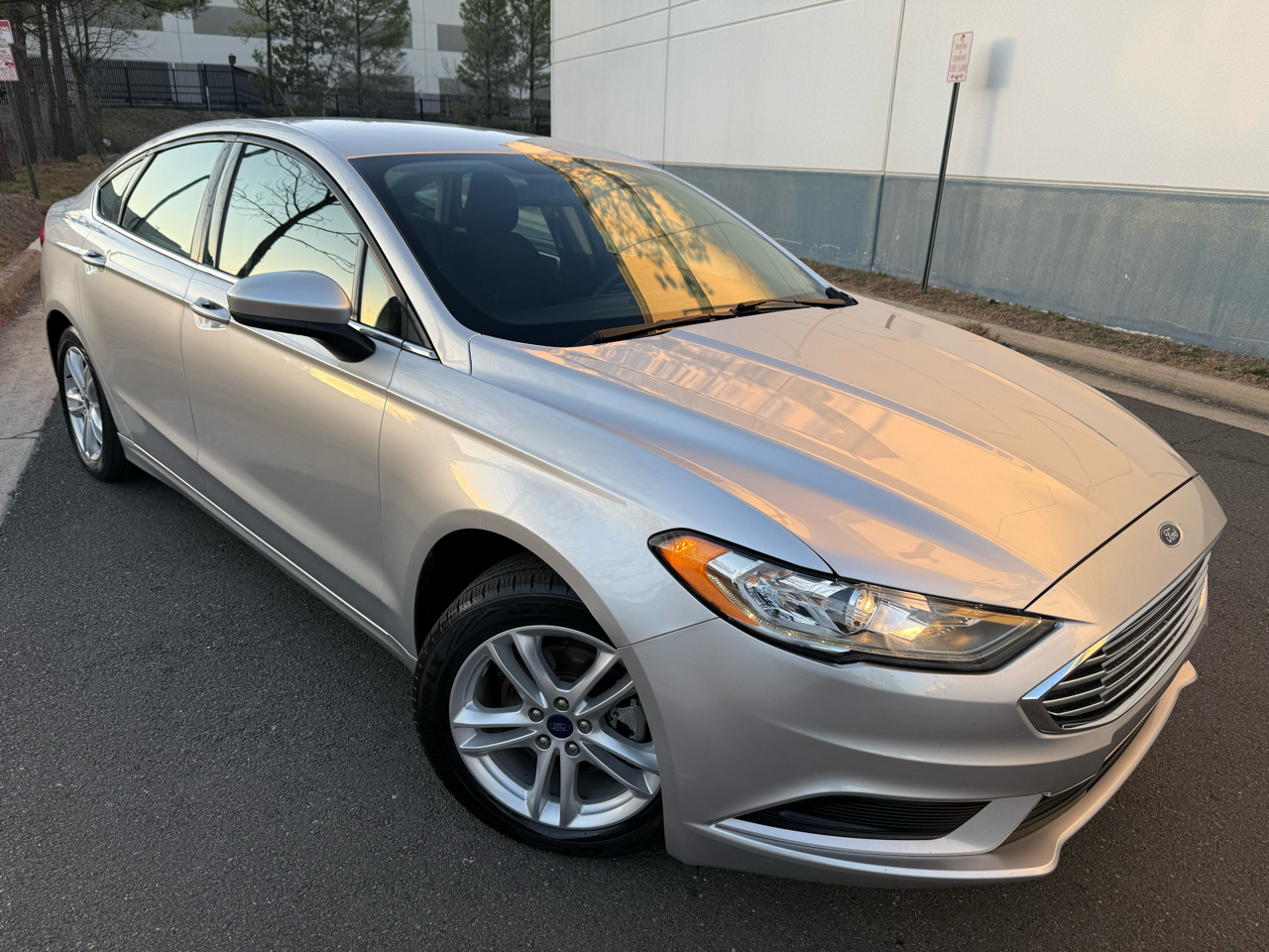 Ford Fusion SE FWD 2018