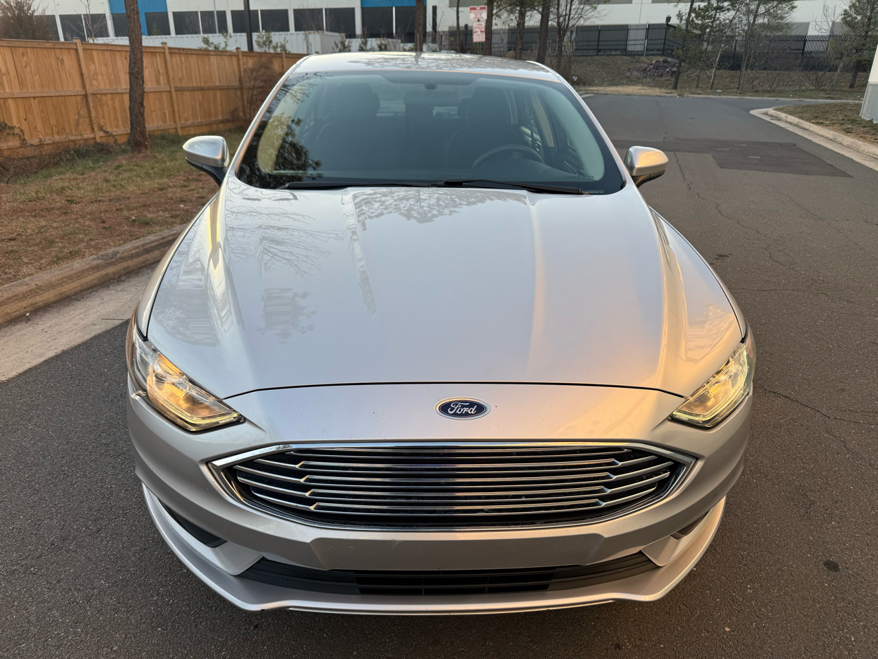 Ford Fusion SE FWD 2018