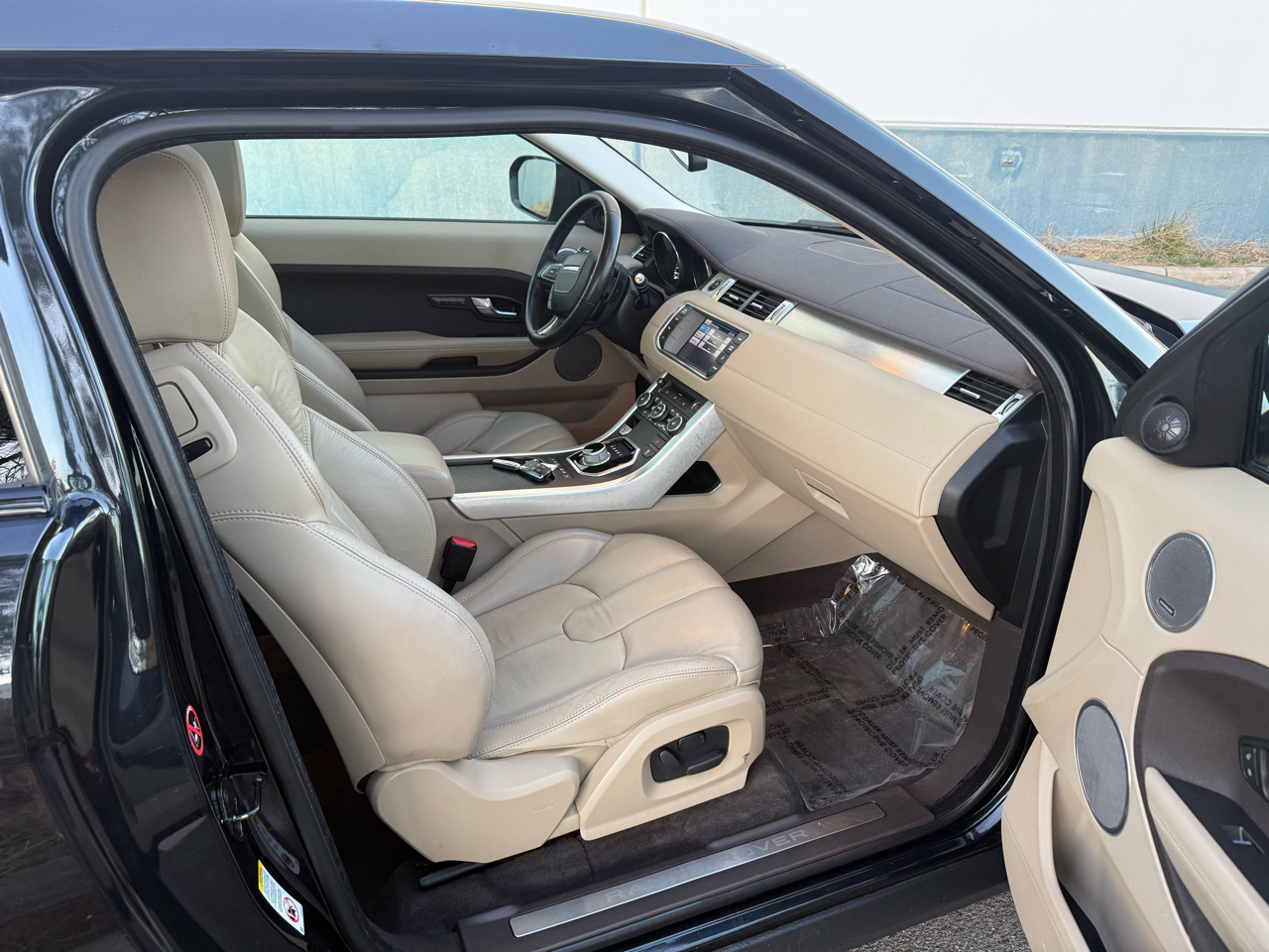 Land Rover Range Rover Evoque 2dr Cpe Pure Plus 2012