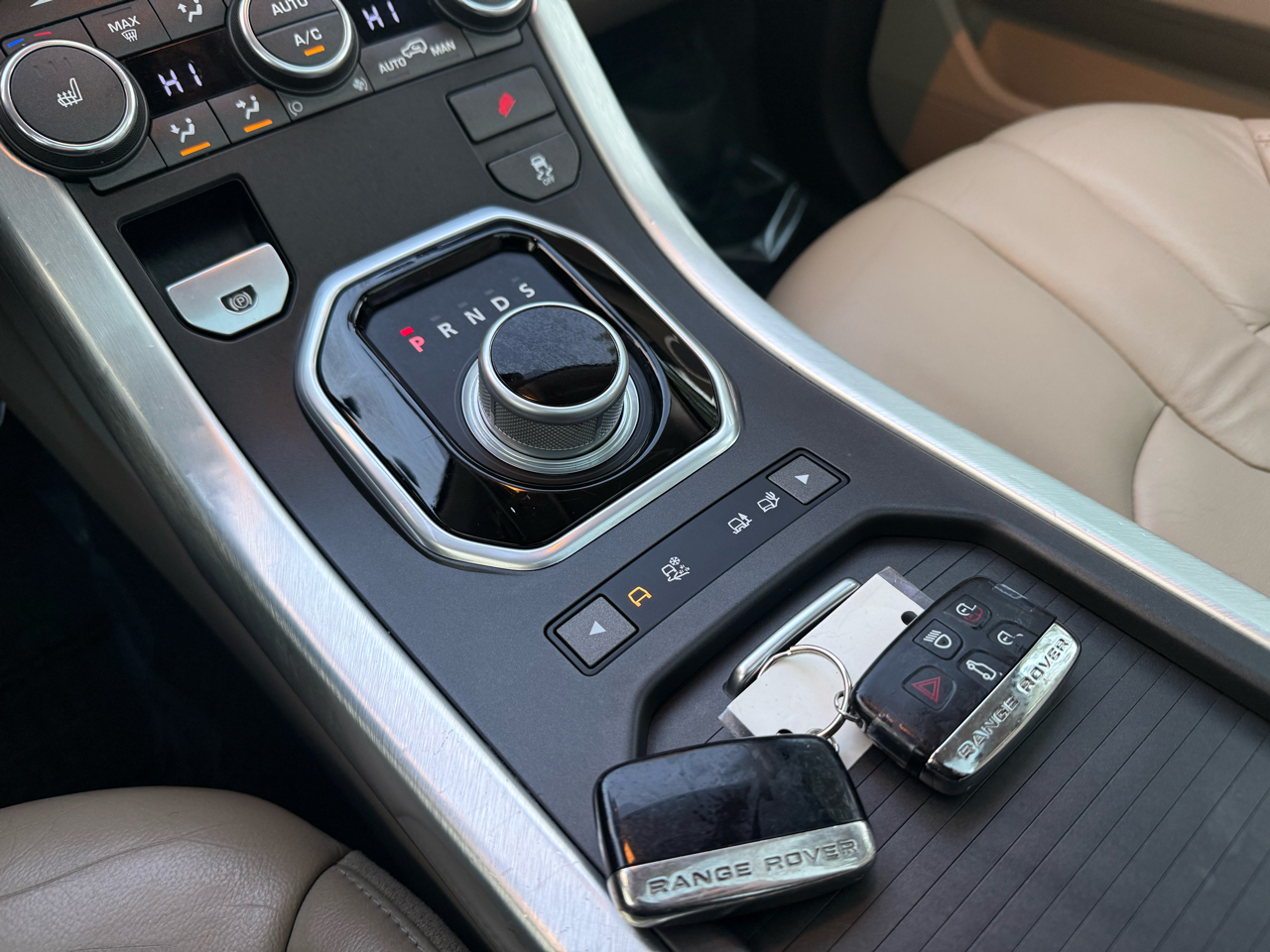 Land Rover Range Rover Evoque 2dr Cpe Pure Plus 2012