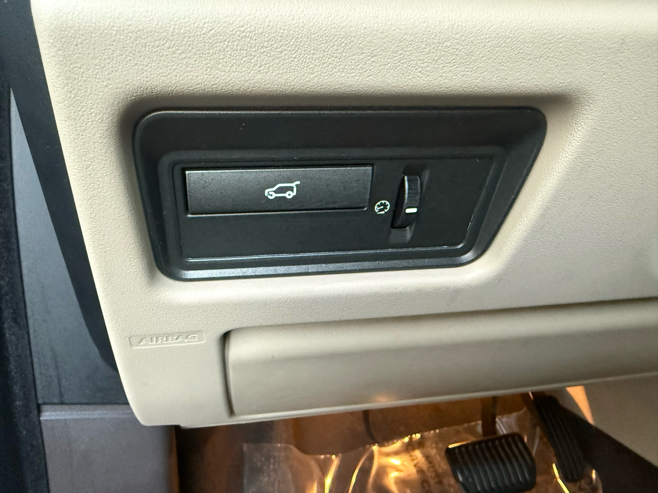 Land Rover Range Rover Evoque 2dr Cpe Pure Plus 2012