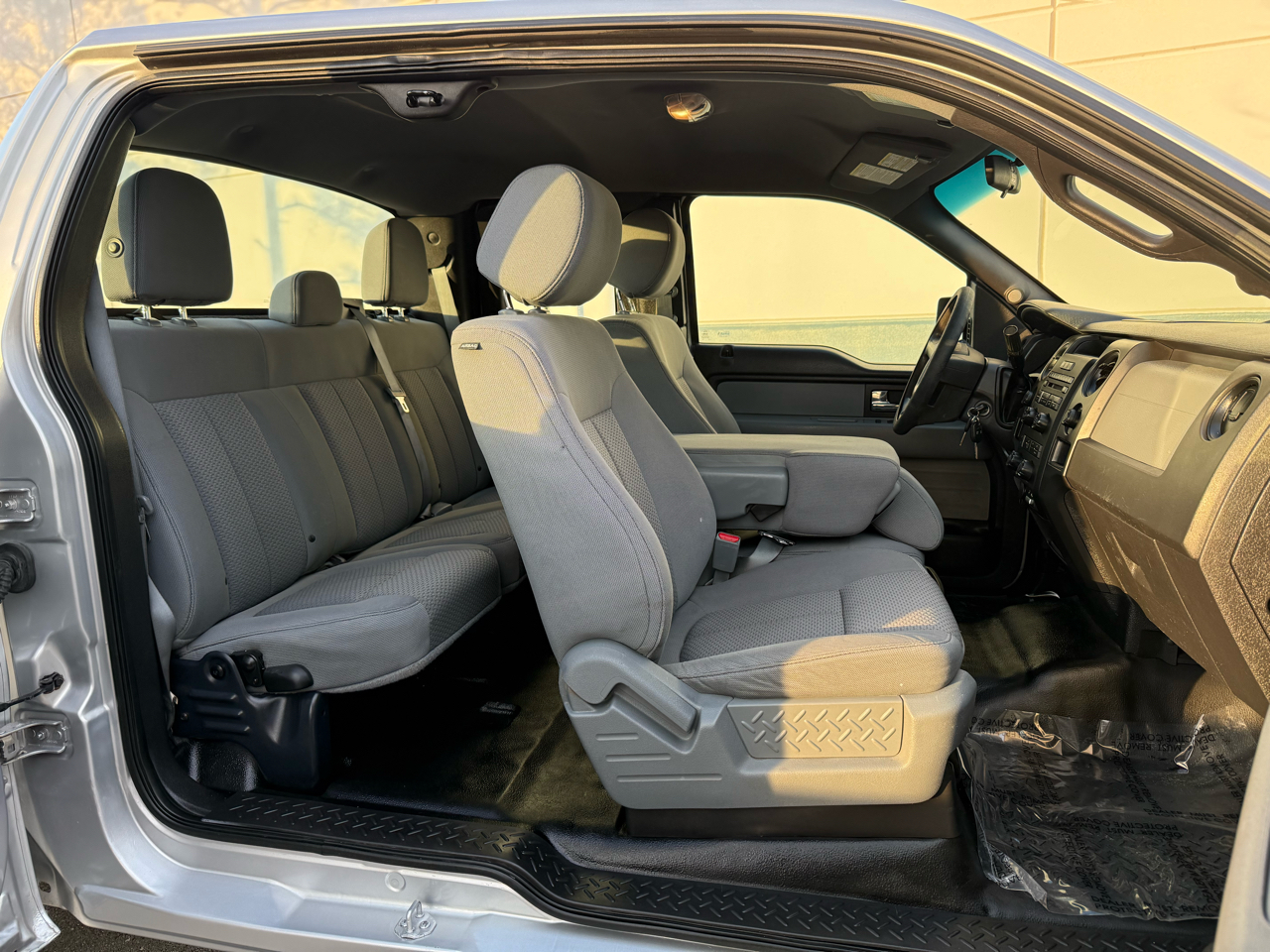 Ford F-150 4WD SuperCab 145" Lariat 2014