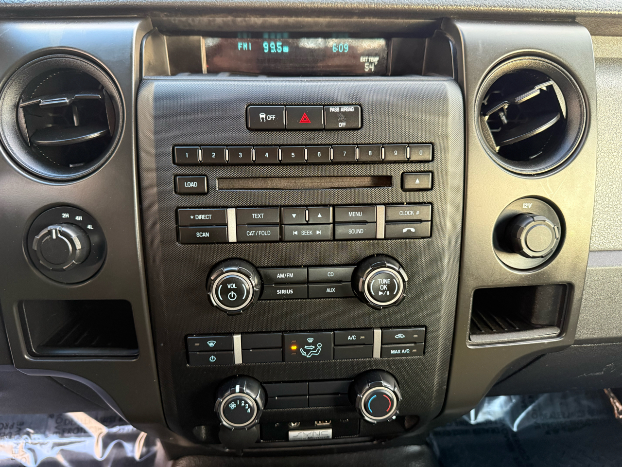 Ford F-150 4WD SuperCab 145" Lariat 2014