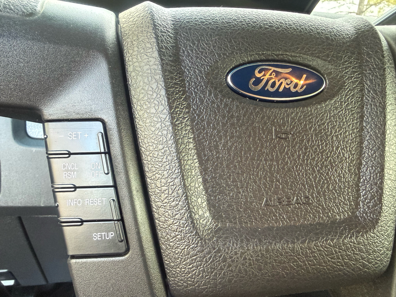 Ford F-150 4WD SuperCab 145" Lariat 2014