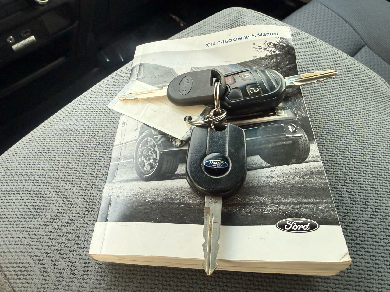 Ford F-150 4WD SuperCab 145" Lariat 2014