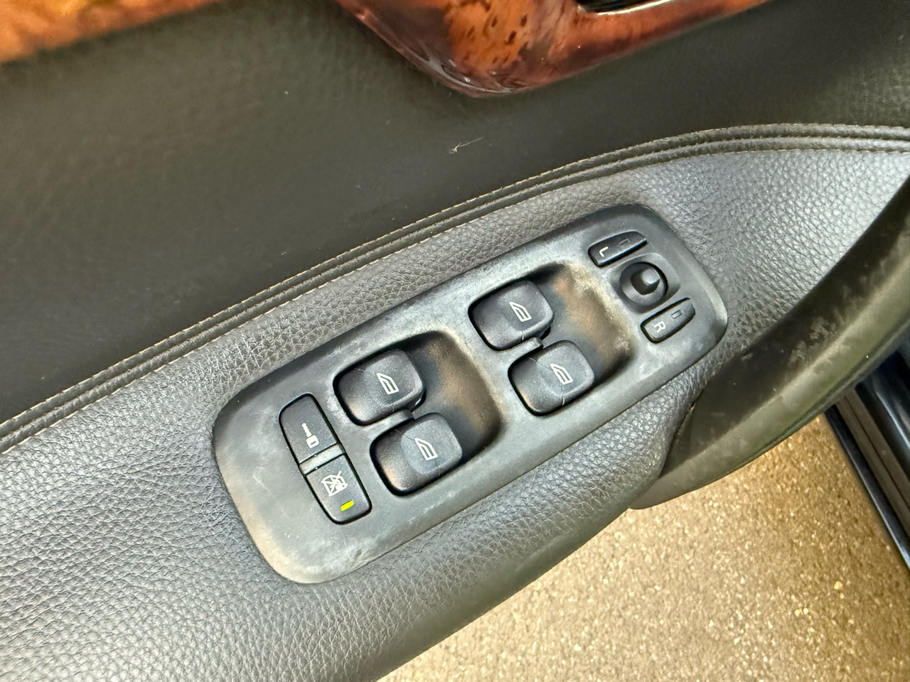 Volvo S60 2.5L Turbo AWD 2005