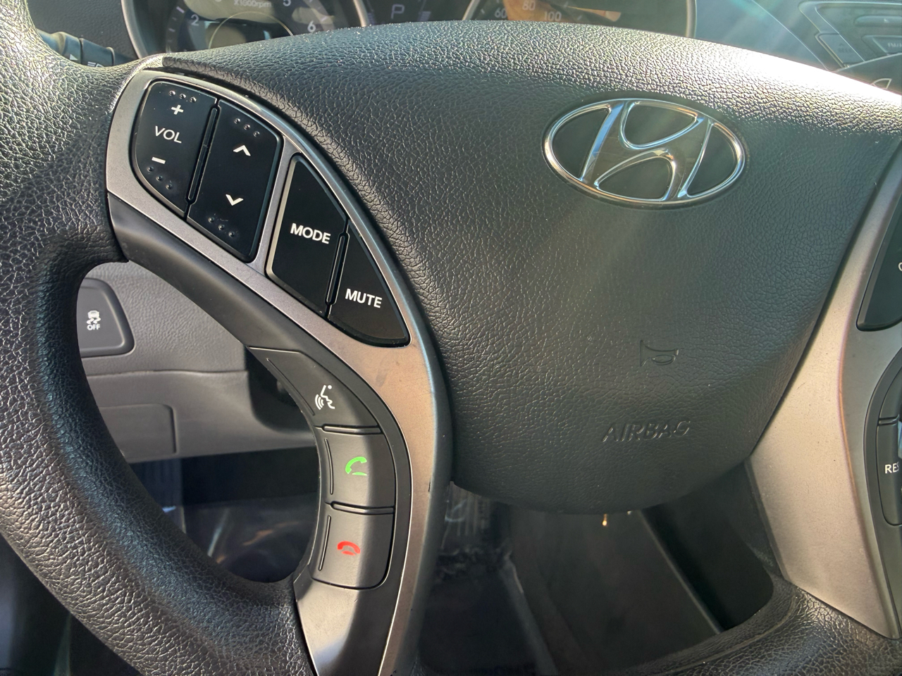 Hyundai Elantra 4dr Sdn Auto GLS PZEV (Ulsan Plant) *Ltd Avail* 2013