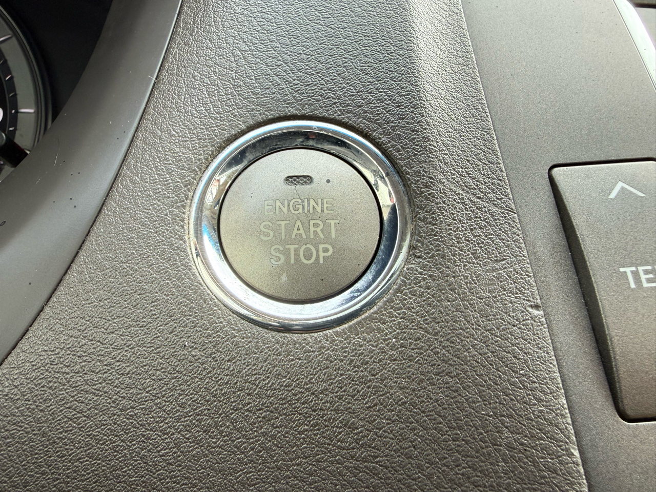 Lexus ES 350 4dr Sdn 2010