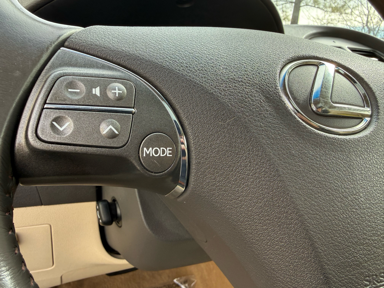 Lexus ES 350 4dr Sdn 2010