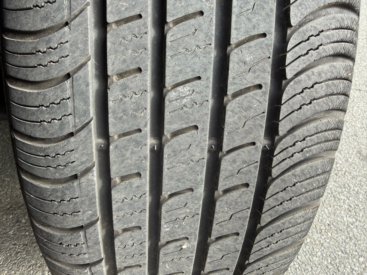 Lexus ES 350 4dr Sdn 2010