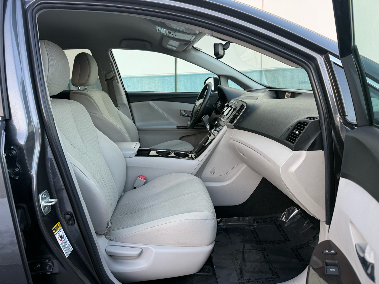 Toyota Venza 4dr Wgn I4 AWD (Natl) 2010