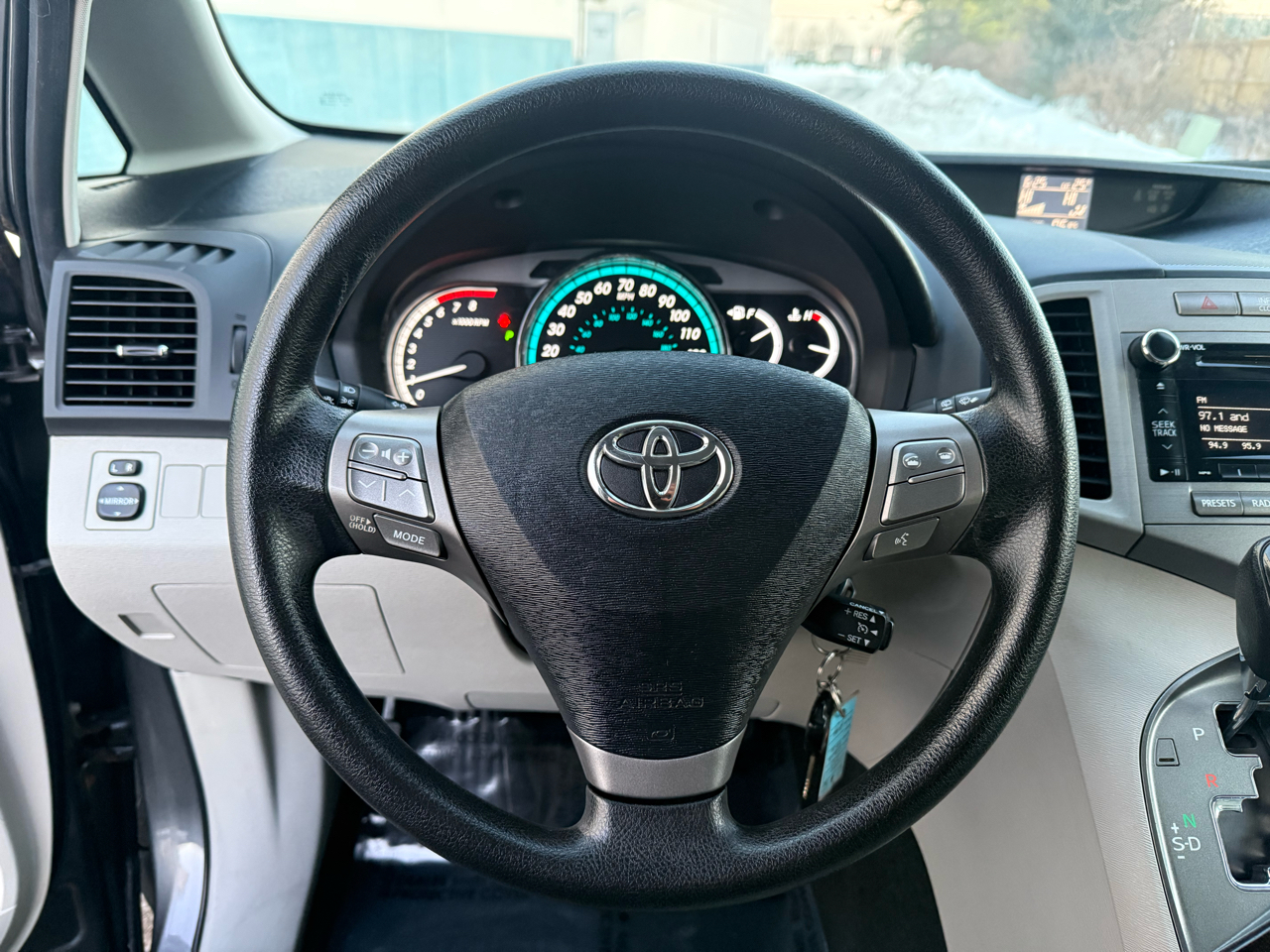 Toyota Venza 4dr Wgn I4 AWD (Natl) 2010