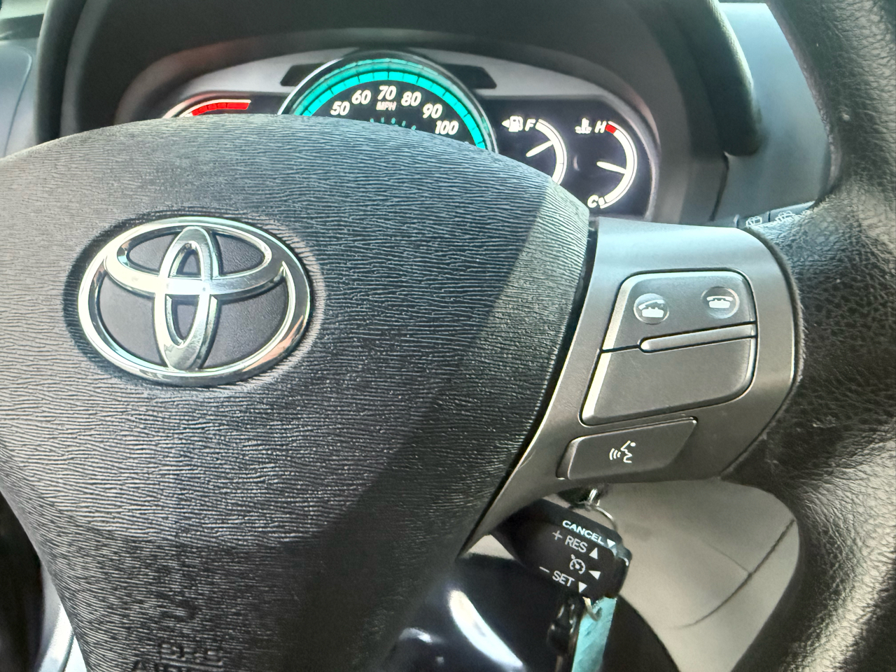 Toyota Venza 4dr Wgn I4 AWD (Natl) 2010