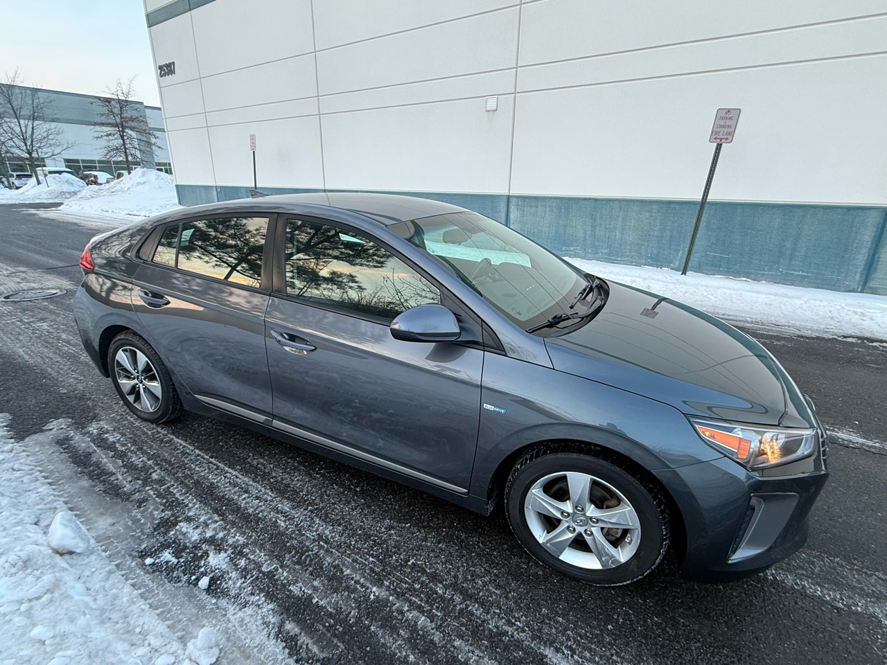 Hyundai Ioniq Plug-In Hybrid Hatchback 2019