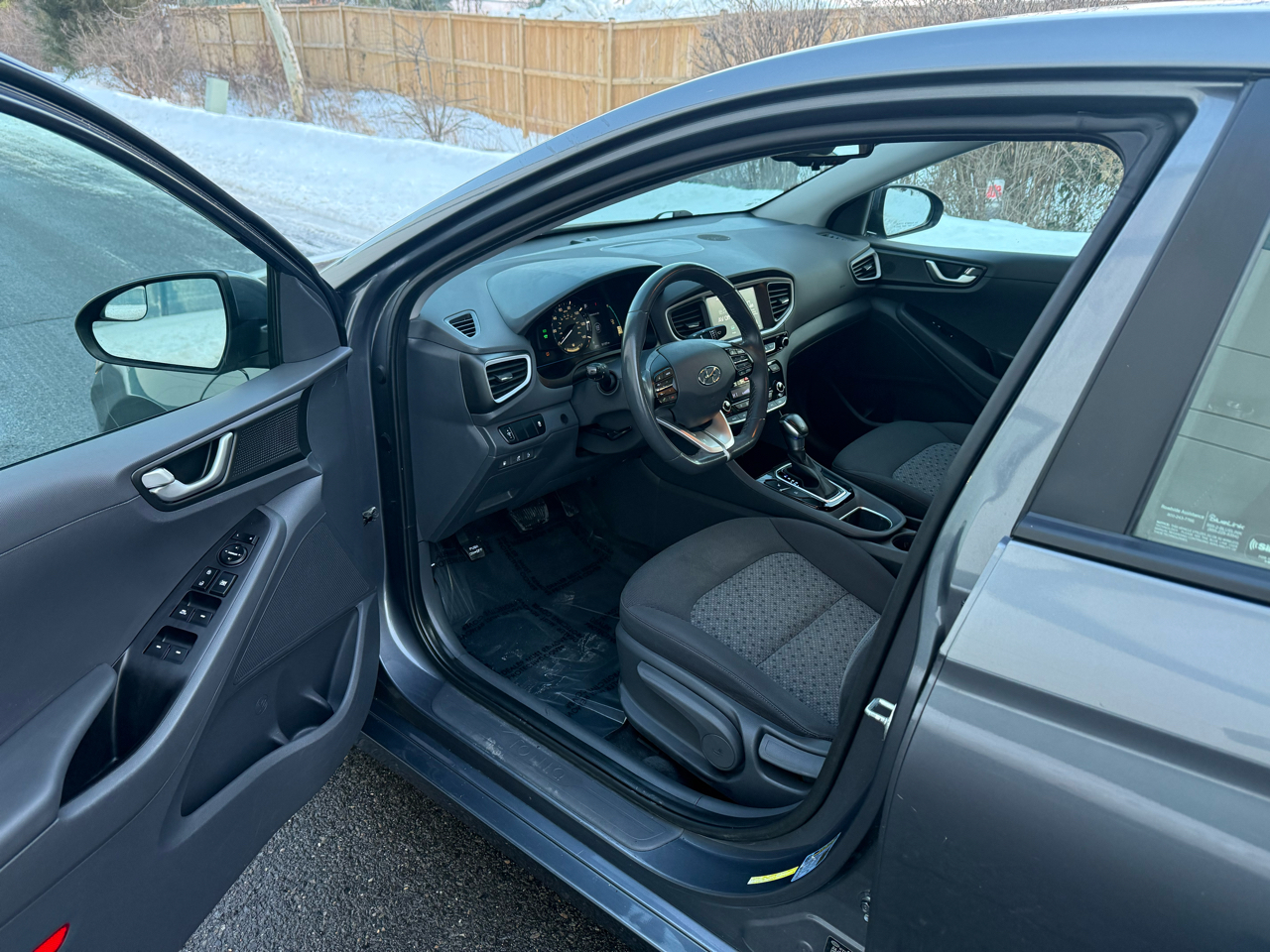 Hyundai Ioniq Plug-In Hybrid Hatchback 2019