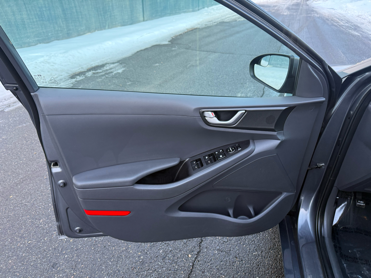 Hyundai Ioniq Plug-In Hybrid Hatchback 2019