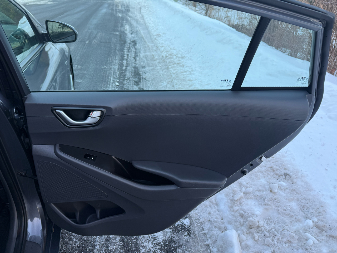 Hyundai Ioniq Plug-In Hybrid Hatchback 2019