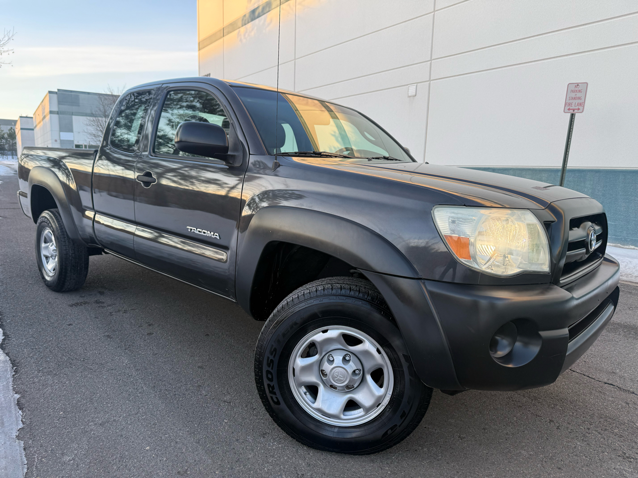 2010 Toyota Tacoma 4WD Access V6 MT (Natl)