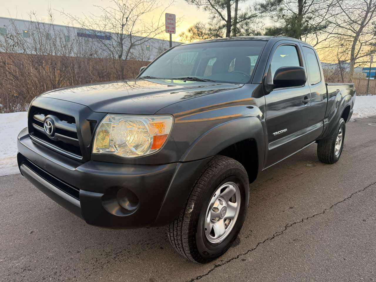 Toyota Tacoma 4WD Access V6 MT (Natl) 2010