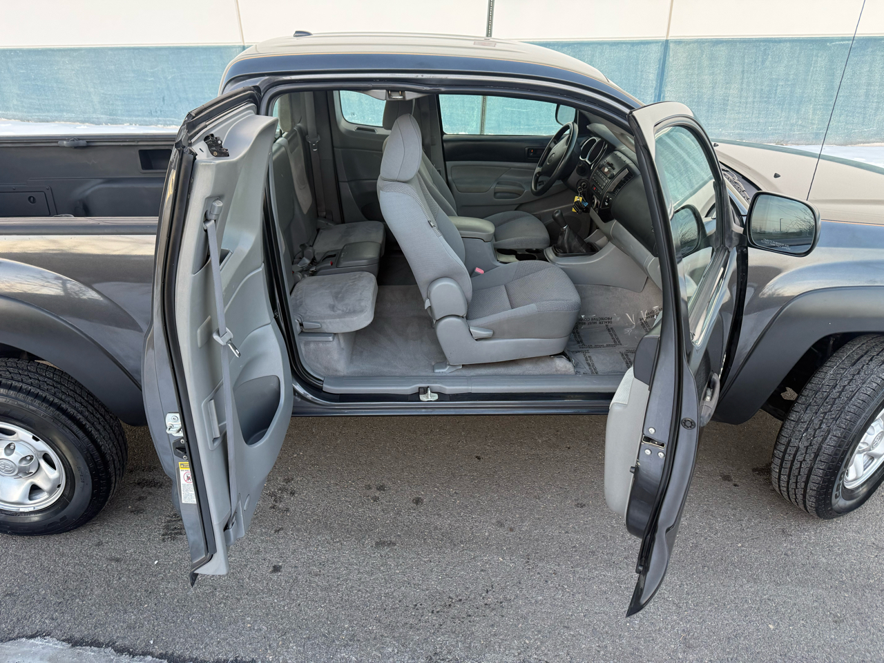 Toyota Tacoma 4WD Access V6 MT (Natl) 2010