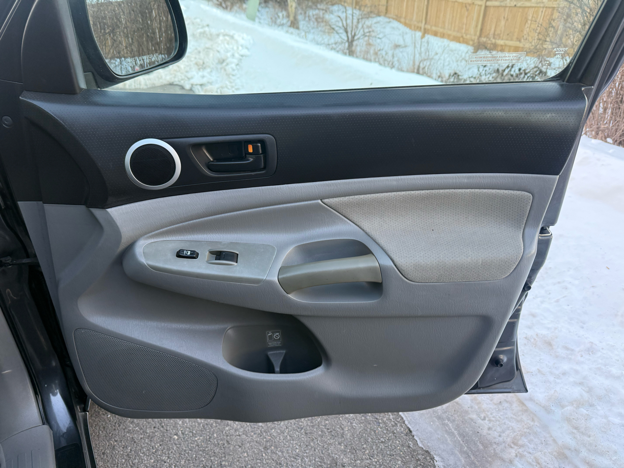 Toyota Tacoma 4WD Access V6 MT (Natl) 2010