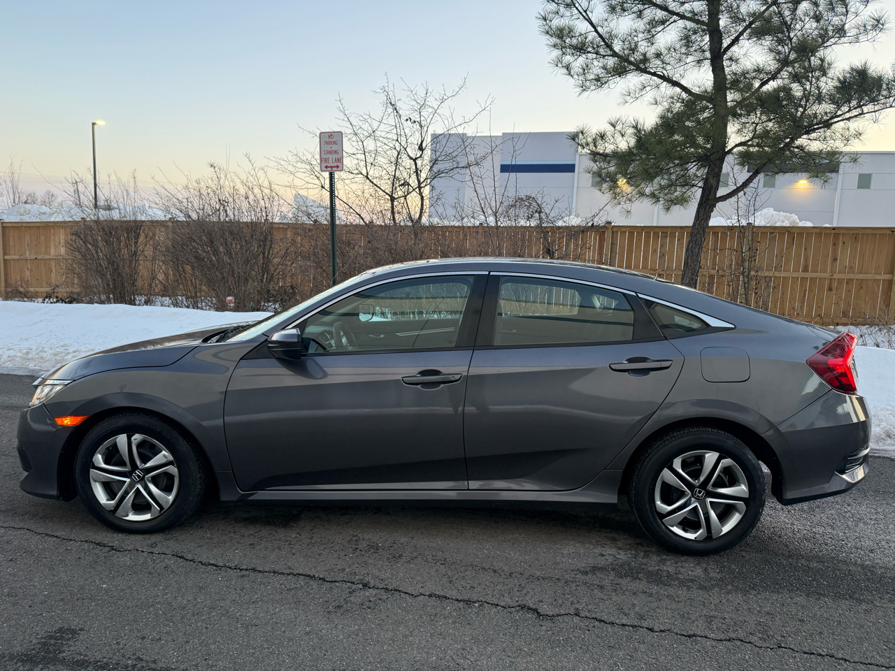 Honda Civic Sedan 4dr CVT LX 2016
