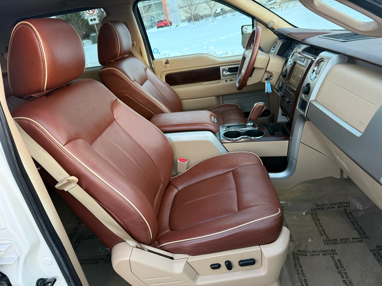 Ford F-150 4WD SuperCrew 145" Platinum 2011