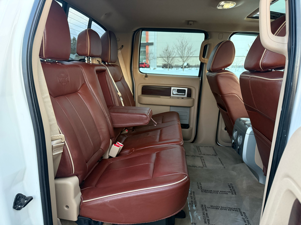 Ford F-150 4WD SuperCrew 145" Platinum 2011