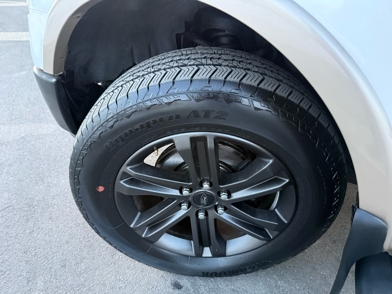 Ford F-150 4WD SuperCrew 145" Platinum 2011